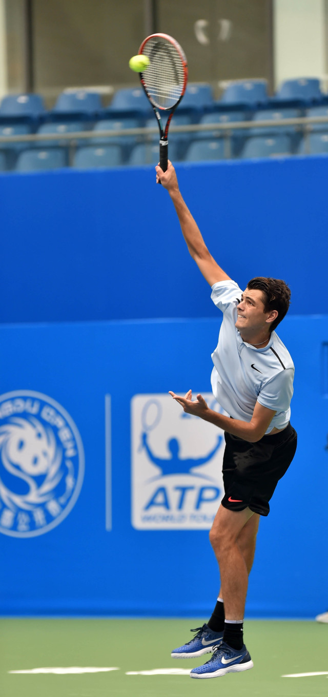 同场竞技的 同场竞技的