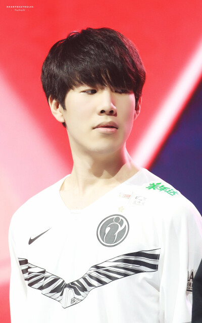 年少成名的 年少成名的