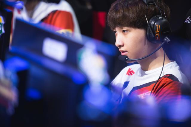 定的反暴力 定的反暴力