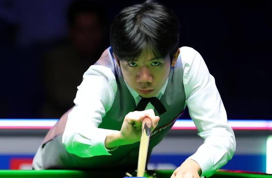 从轮换到首 从轮换到首