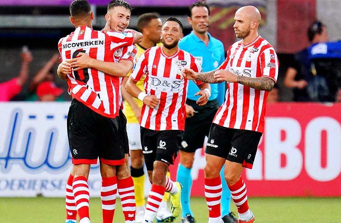 防守反击 防守反击